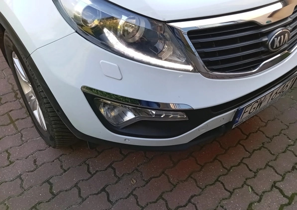 Kia Sportage cena 49900 przebieg: 204000, rok produkcji 2013 z Witnica małe 407